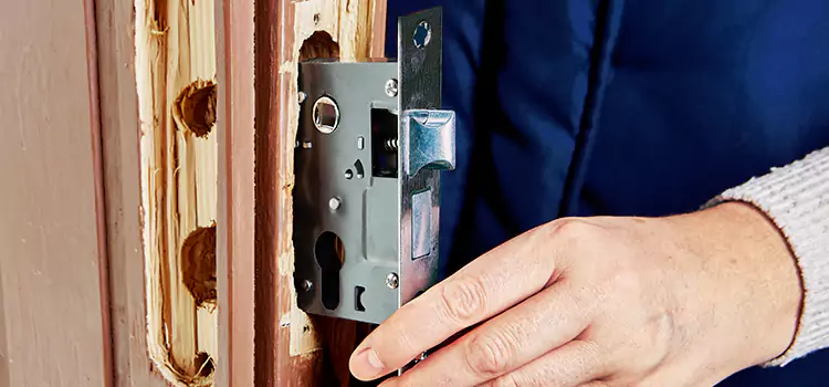Garage Door Lock Replacement Dallas